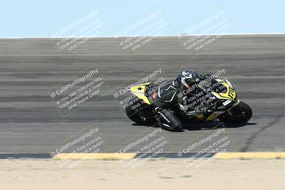 media/May-10-2025-Race Pace (Sat) [[db32fef2da]]/Vested/3-Bowl Set 1 (9am)/